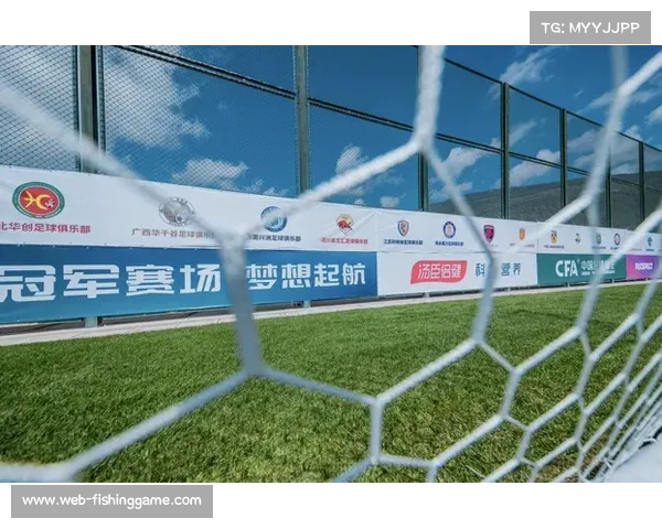 青少年足球赛事商业价值，品牌赞助与人才培养平衡